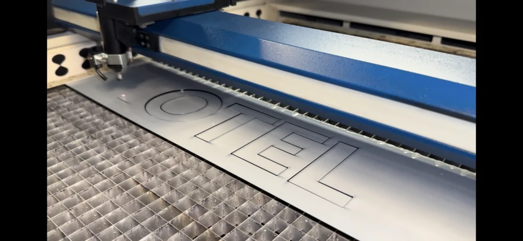 Snijtafel van lasermachines
