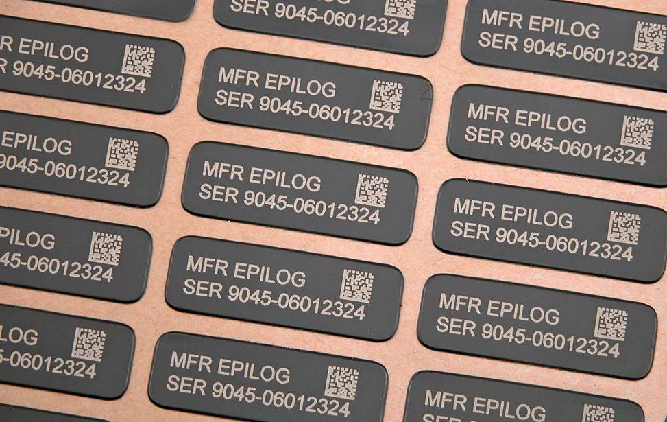 gemarkeerd metalen plaatjes