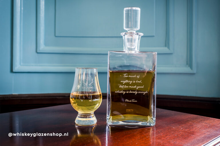 Laser graveren glas whiskey karaf
