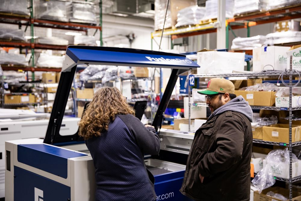 Epilog Laser cutter voor lasersnijden, laser graveren en lasermarkeren.